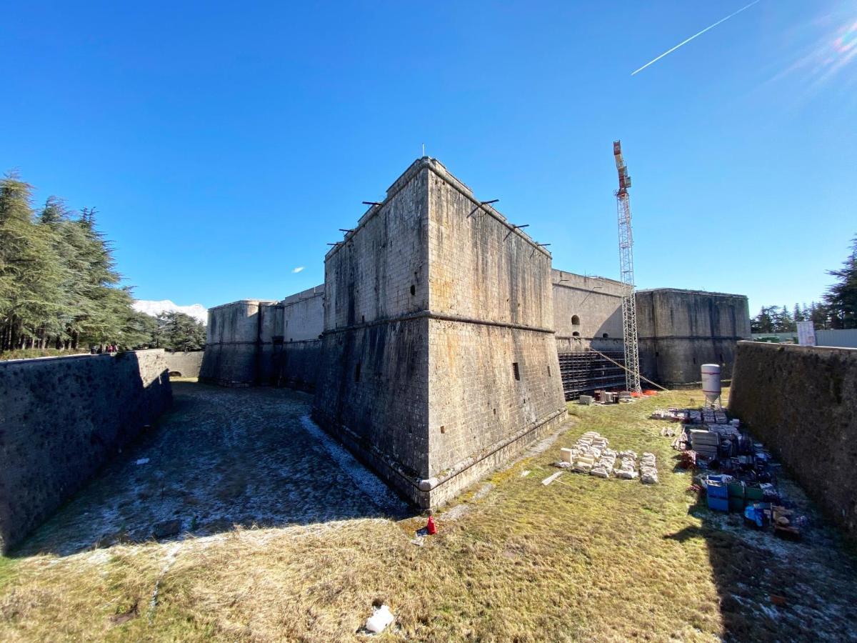 Apartmán Casa San Bernardino - Private Parking LʼAquila Exteriér fotografie